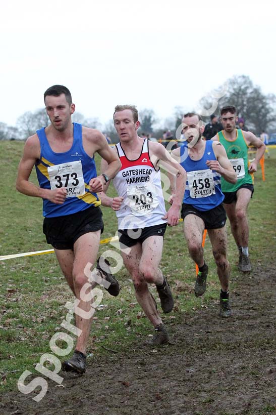 Senior mens Northern Cross Country Champs., Camp Hill Estate, Kirklington.  Photo: David T. Hewitson/Sports for All Pics